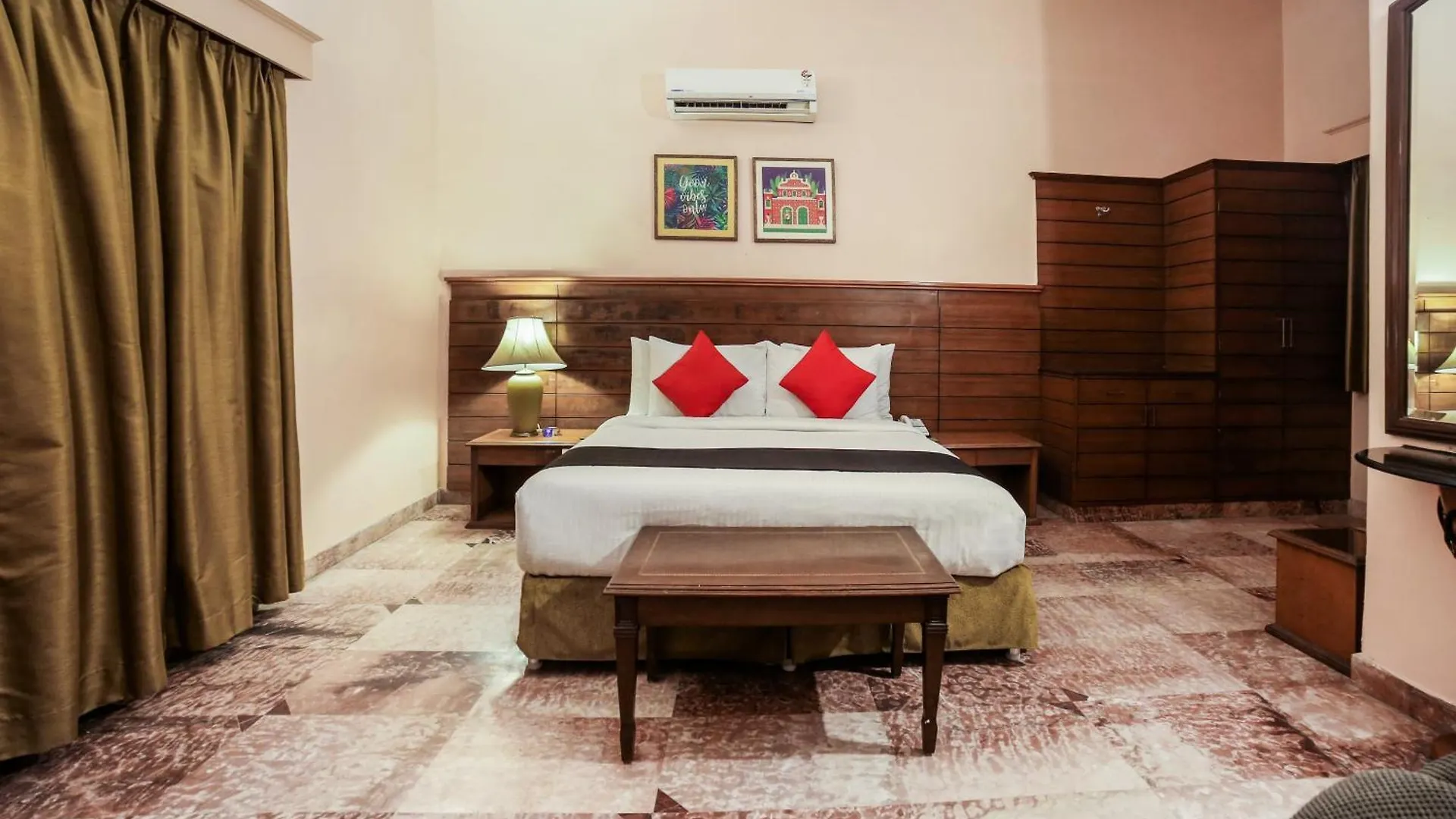 Townhouse Dayal Lodge - A Boutique Hotel Agra  Agra (Uttar Pradesh)